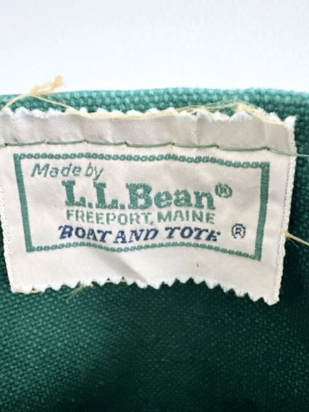 VINTAGE LL BEAN BOAT AND TOTE KELLY GREEN CANVAS BAG SAWTOOTH TAG - Picture 7 of 16